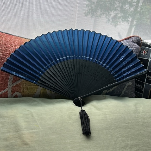 Peter Rabbit Fan Set With Cover - Picture 2 of 5